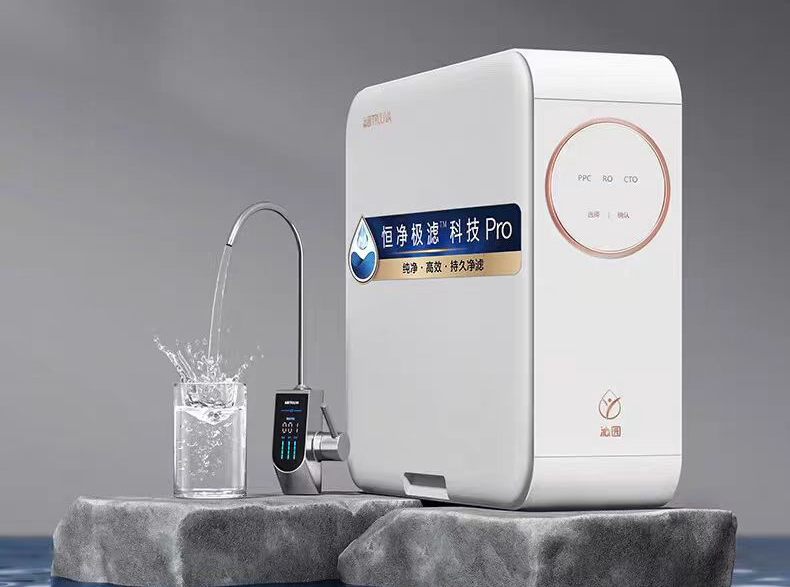 沁园净水器.png